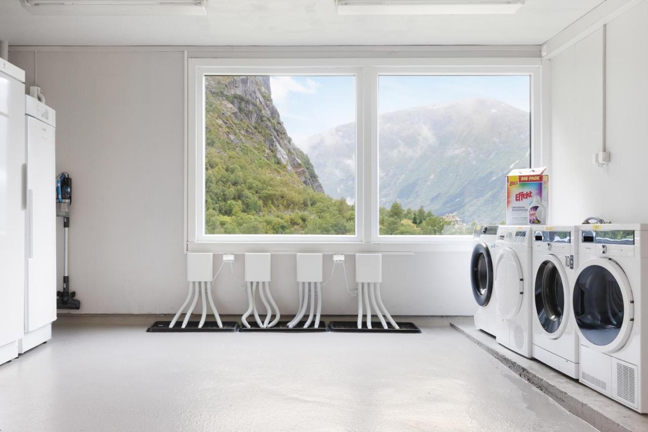 Trolltunga Hostel Tyssedal Eksteriør billede